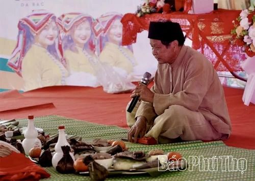 Nghi lễ trong Ngày hội Mừng cơm mới của người Tày xã Cao Sơn được thực hiện trang trọng.