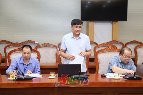 Lãnh đạo Sở Xây dựng phát biểu tại cuộc làm việc.