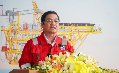 Đồng chí Huỳnh Chí Nguyện, Phó Chủ tịch UBND tỉnh Cà Mau, phát biểu tại buổi lễ.