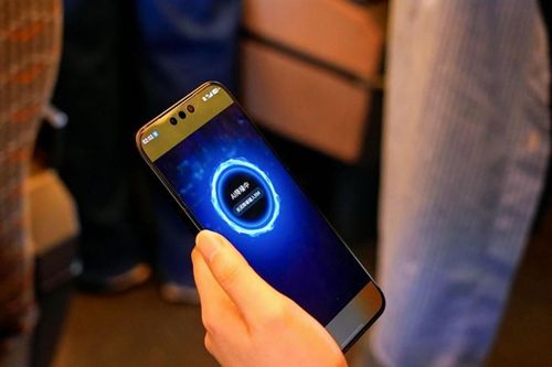 Tính năng khử nhiễu AI trên mạng 5G-A đường sắt cao tốc Bắc Kinh Thượng Hải của China Mobile. Ảnh: C114