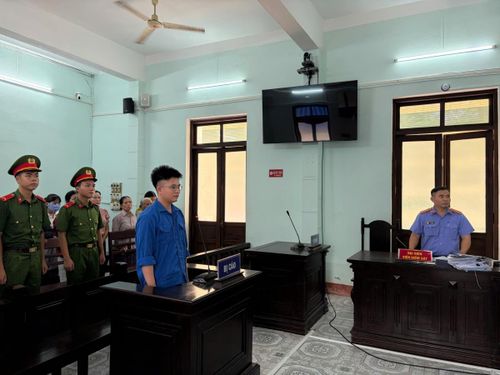 HĐXX Tòa án nhân dân khu vực 1 – Huế đã tuyên phạt Nguyễn Duy Nhật 11 năm tù về tội "Trộm cắp tài sản"