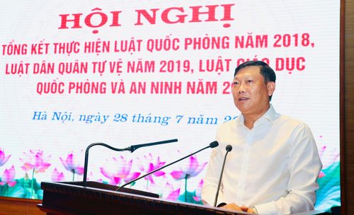 Phó Chủ tịch UBND thành phố Hà Nội Đỗ Anh Tuấn phát biểu chỉ đạo tại hội nghị. Ảnh: Hồng Thái