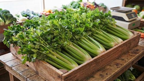 Rau cần tây đông lạnh sau rã đông mất đi hoàn toàn độ giòn sần sật đặc trưng. Ảnh minh họa AI