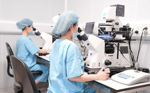 IVF Hồng Ngọc làm chủ các công nghệ hỗ trợ sinh sản tiên tiến.