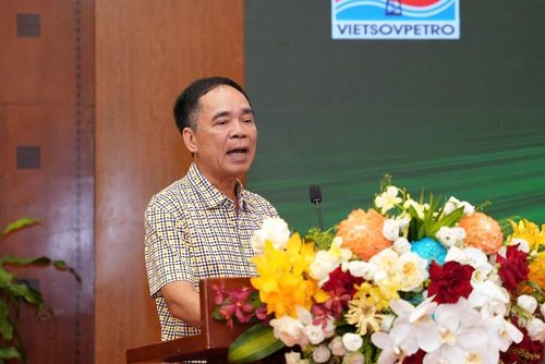 TS. Nguyễn Quốc Thập, Chủ tịch Hội Dầu khí Việt Nam chia sẻ tại diễn đàn