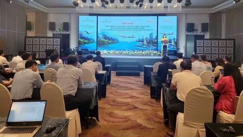 Toàn cảnh hội nghị.