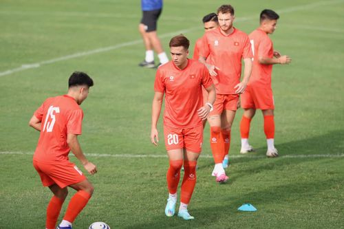 Theo quan sát, tuyển Việt Nam tập nhiều các bài tấn công.