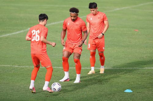 Xuân Son, Đình Bắc là những mũi nhọn trên hàng công của đội bóng áo đỏ.