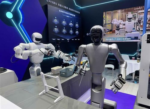 Robot hỗ trợ công tác nghiên cứu khoa học. Ảnh: Công Tuyên - PV TTXVN tại Trung Quốc