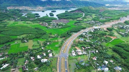 Một góc Khu công nghiệp Hòa Ninh (xã Bà Nà, thành phố Đà Nẵng) với tổng vốn đầu tư hơn 6.200 tỷ vừa được khởi công. Ảnh: Khoa Chương/TTXVN