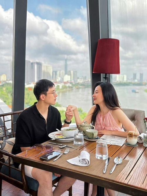 Ở tuổi 36, Midu được nhiều khán giả ngưỡng mộ bởi cuộc sống viên mãn và quan điểm tích cực về tình yêu cũng như hạnh phúc. Ảnh: FBNV.