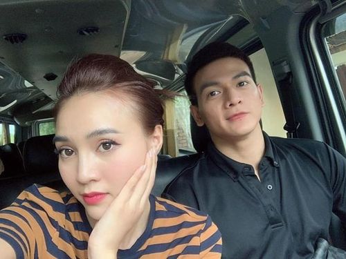 Ninh Dương Lan Ngọc và Lê Xuân Tiền duy trì mối quan hệ đồng nghiệp thân thiết suốt nhiều năm. 