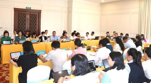 Các đại biểu tham dự Hội nghị