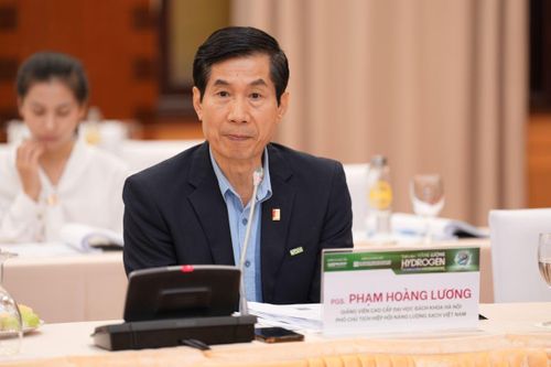 PGS.TS. Phạm Hoàng Lương phát biểu tại diễn đàn
