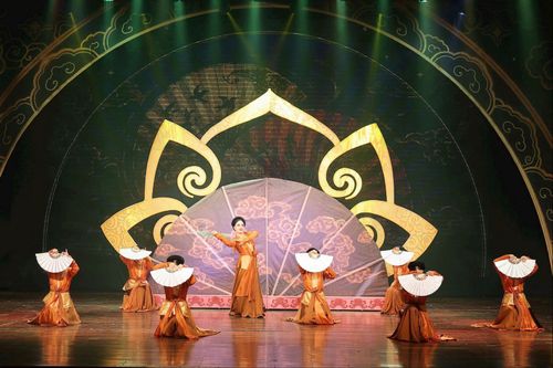 Chương trình nghệ thuật chất lượng cao "Nét duyên chèo Hà thành" của Nhà hát Chèo Hà Nội hướng đến là sản phẩm công nghiệp văn hóa. Ảnh: Sở Văn hóa và Thể thao Hà Nội.