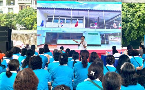 Chuyên gia cảnh báo, chia sẻ về phương thức, thủ đoạn mới của tội phạm mua bán người và kỹ năng tự bảo vệ. Ảnh: Bảo Lâm