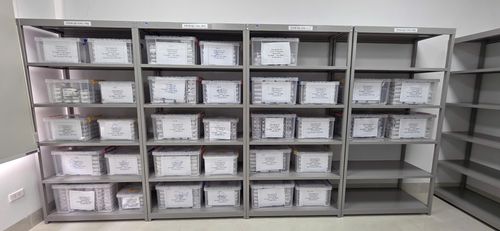 Các mẫu hài cốt liệt sĩ gửi về Viện Pháp y Quốc gia để giải mã ADN trong chiến dịch 500 ngày đêm.