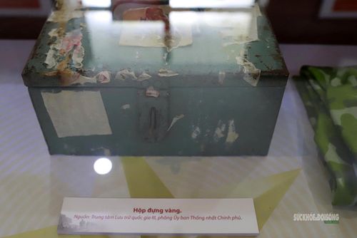Hộp dùng đựng vàng được một cán bộ đi B gửi lại trước ngày lên đường. Ảnh: T.Anh