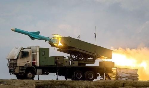Iran đã tích hợp loại tên lửa này cho các bệ phóng cơ động ven biển, tàu tên lửa cao tốc, tàu hộ vệ, khinh hạm, trực thăng và một số máy bay chiến đấu.