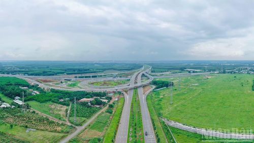 Thành phố Đồng Nai đã và đang được Trung ương dành nguồn lực lớn đầu tư hệ thống hạ tầng giao thông chiến lược.