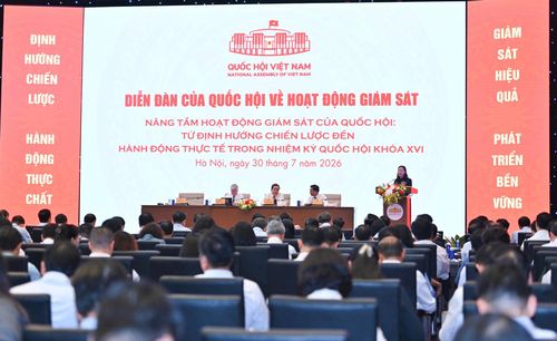Quang cảnh diễn đàn. Ảnh: QUANG PHÚC
