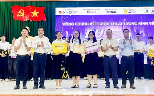 Khép lại cuộc thi, đội AIconomics xuất sắc giành giải Nhất; đội Cá Hồi giành giải Nhì và đội 5X giành giải Ba.