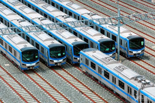 Metro Bến Thành - Suối Tiên, tuyến đường sắt đô thị đầu tiên của TPHCM hiện đã đi vào vận hành. Ảnh: Nguyễn Huế