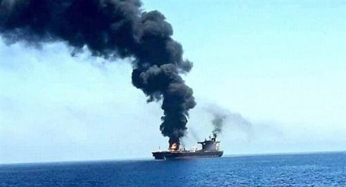 Một trong những con tàu bị lực lượng Houthi tấn công trên Biển Arab, Biển Đỏ, Địa Trung Hải và Ấn Độ Dương. Ảnh: IRNA/TTXVN