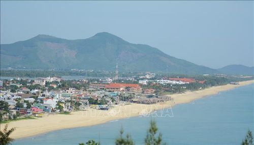 Vẻ đẹp hoang sơ, thanh bình cùng hệ sinh thái phong phú đã khiến nơi đây được ví như chốn bồng lai tiên cảnh.