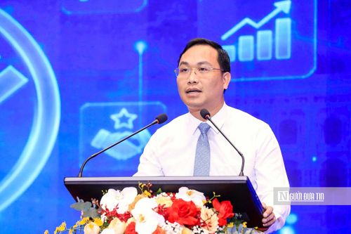 Ông Nguyễn Tiến Thiết - Chánh văn phòng UBND Thành phố Hà Nội phát biểu.