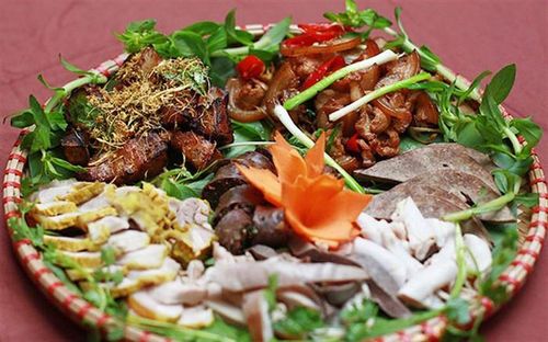 Món ngon lợn bản Tam Đảo