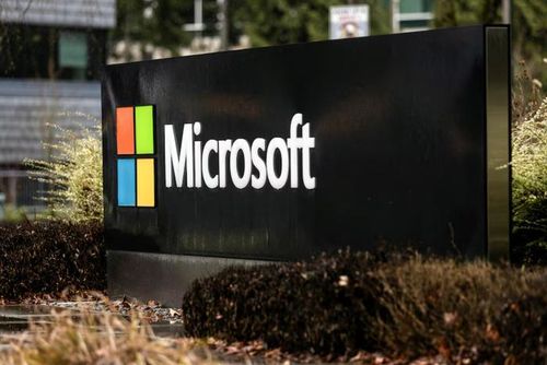  Microsoft là một trong những nhà cung cấp dịch vụ đám mây và phần mềm dưới dạng dịch vụ (SaaS) lớn nhất thế giới. Ảnh: Reuters