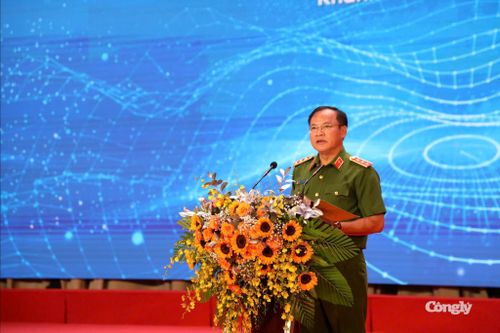 Thượng tướng Nguyễn Văn Long - Thứ trưởng Bộ Công an phát biểu tại lễ phát động.