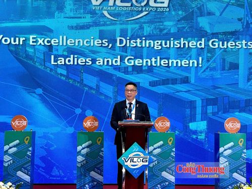 Theo Chủ tịch Hiệp hội Doanh nghiệp Dịch vụ Logistics Việt Nam (VLA) Đào Trọng Khoa, trước đây năng lực cạnh tranh của logistics được đo bằng tốc độ và chi phí, thì hôm nay năng lực cạnh tranh được quyết định bởi công nghệ, dữ liệu và phát triển bền vững.