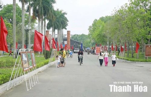 Không gian xanh tại Công viên Hội An đáp ứng nhu cầu vui chơi, tập luyện và thư giãn của người dân.