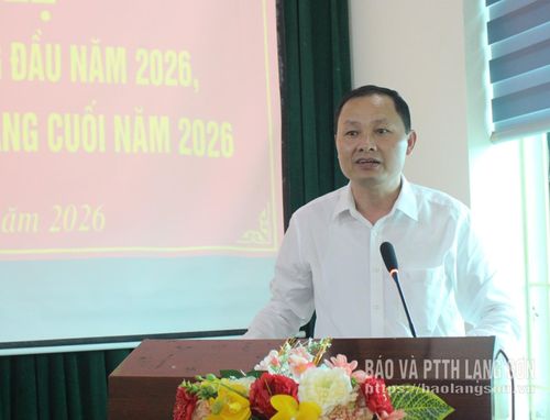 Đồng chí Phạm Hùng Trường, Tỉnh ủy viên, Giám đốc Sở Tư pháp phát biểu tại hội nghị