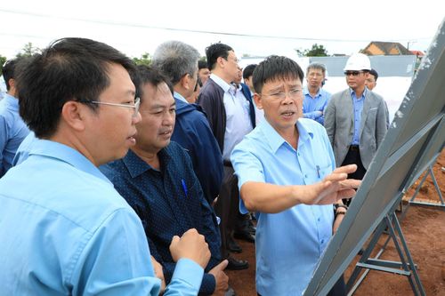 Lãnh đạo UBND xã Di Linh, tỉnh Lâm Đồng rất quan tâm đến tiến độ giải phóng mặt bằng và xây dựng tái định cư để thi công cao tốc Bảo Lộc - Liên Khương