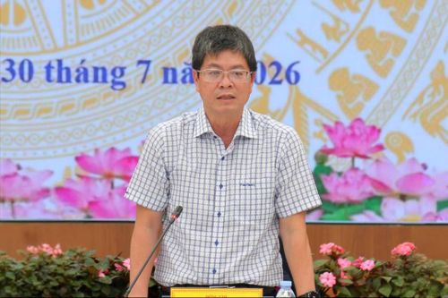 Ủy viên Ban Thường vụ Tỉnh ủy, Phó Chủ tịch UBND tỉnh Nguyễn Hồng Hải yêu cầu các địa phương đẩy nhanh tiến độ quy hoạch chung xã