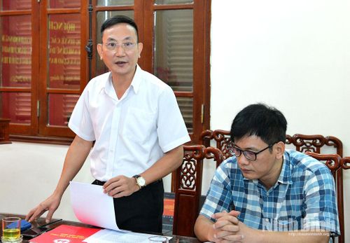 Lãnh đạo Sở Văn hóa và Thể thao phát biểu tại hội nghị.