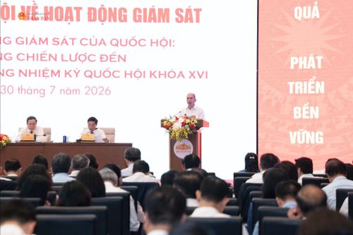 Phó Chủ tịch Viện Hàn lâm Khoa học, Công nghệ Việt Nam Trần Tuấn Anh phát biểu. Ảnh: Lâm Hiển