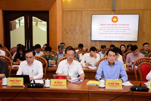 Các đại biểu tại buổi làm việc.