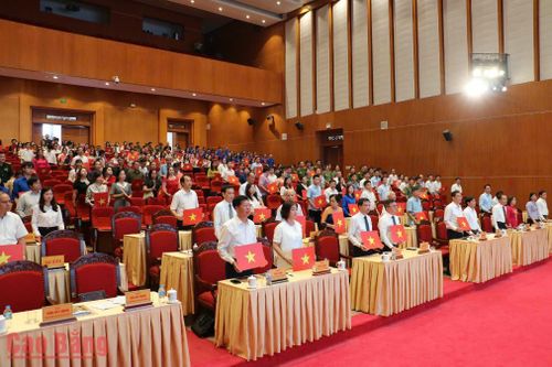 Nghi thức "Truyền lửa" là điểm nhấn của chương trình, biểu trưng cho sự tiếp nối lý tưởng cách mạng, bản lĩnh chính trị và đạo đức nghề nghiệp giữa các thế hệ người làm báo.
