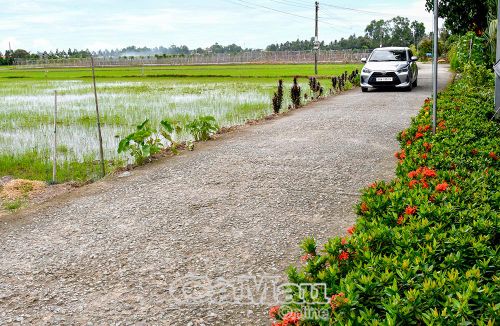 Cơ sở hạ tầng được đầu tư nâng cấp, tạo điều kiện thuận lợi cho việc đi lại và giao thương của người dân Xã Hồng Dân.