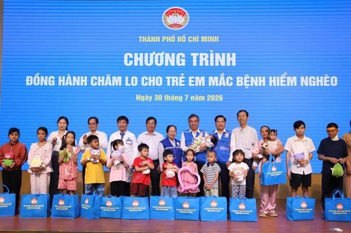 Hiện có khoảng 1.000 trẻ em mắc bệnh hiểm nghèo đang được theo dõi, điều trị tại các bệnh viện trên địa bàn thành phố và cần sự hỗ trợ lâu dài. Ảnh: P.Thương.