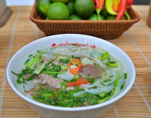 Mỗi bát phở lưu giữ tinh hoa ẩm thực và ký ức. Ảnh: P. Sỹ