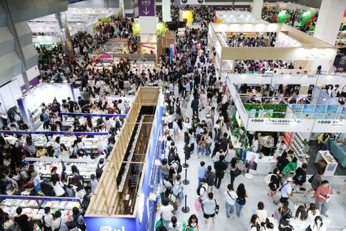  Hội chợ Sách Quốc tế Seoul 2026 diễn ra tại Coex ở Samseong-dong, phía nam Seoul, vào ngày 24/6. Ảnh: Yonhap. 