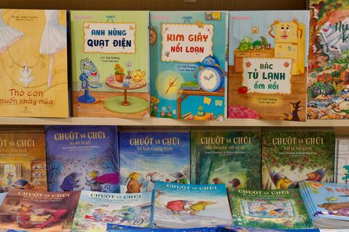 Hai bộ sách mới ra mắt của NXB Kim Đồng là Cảm xúc tí hon và Giá trị riêng biệt thu hút sự quan tâm nhờ hình vẽ dễ thương, nội dung sâu sắc.