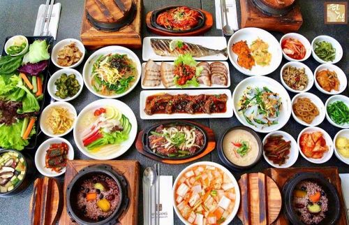 Ẩm thực Hàn Quốc (K-food) giúp nâng cao giá trị điểm đến, gắn kết văn hóa bản địa với làn sóng Hallyu và tạo động lực phát triển kinh tế đêm