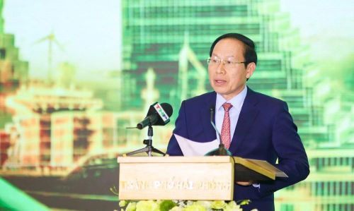 Ủy viên Ban chấp hành Trung ương Đảng, Phó Thủ tướng Chính phủ Lê Tiến Châu phát biểu tại Hội nghị. Ảnh: HP