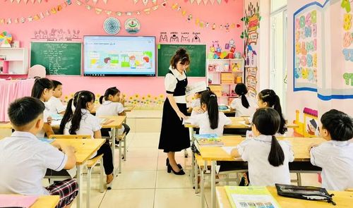 Kết hợp STEAM giúp giờ tiếng Anh sinh động, thu hút học sinh, hiệu quả hơn.